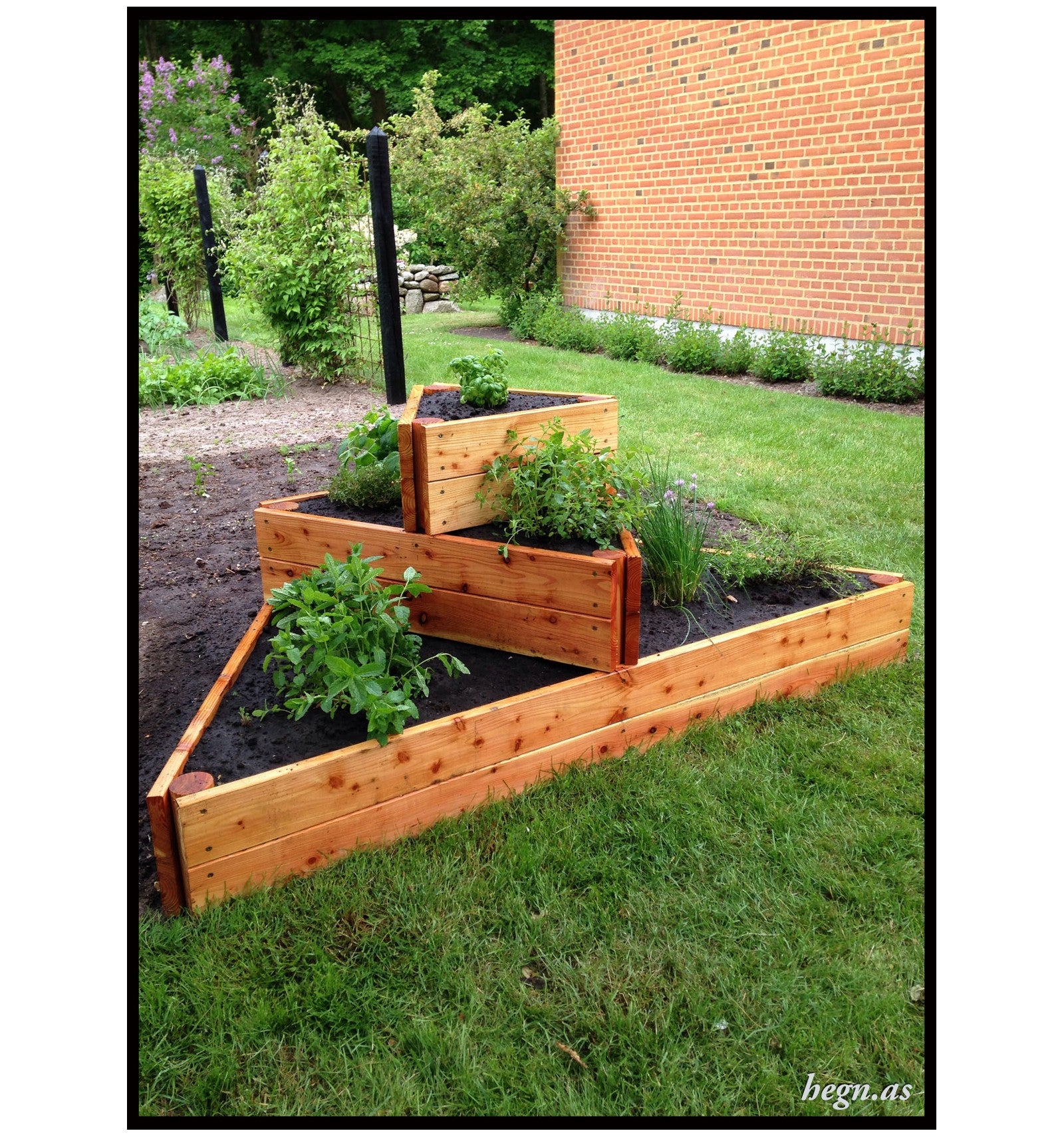 Høvlet brædder i lærketræ 27 x 92 mm