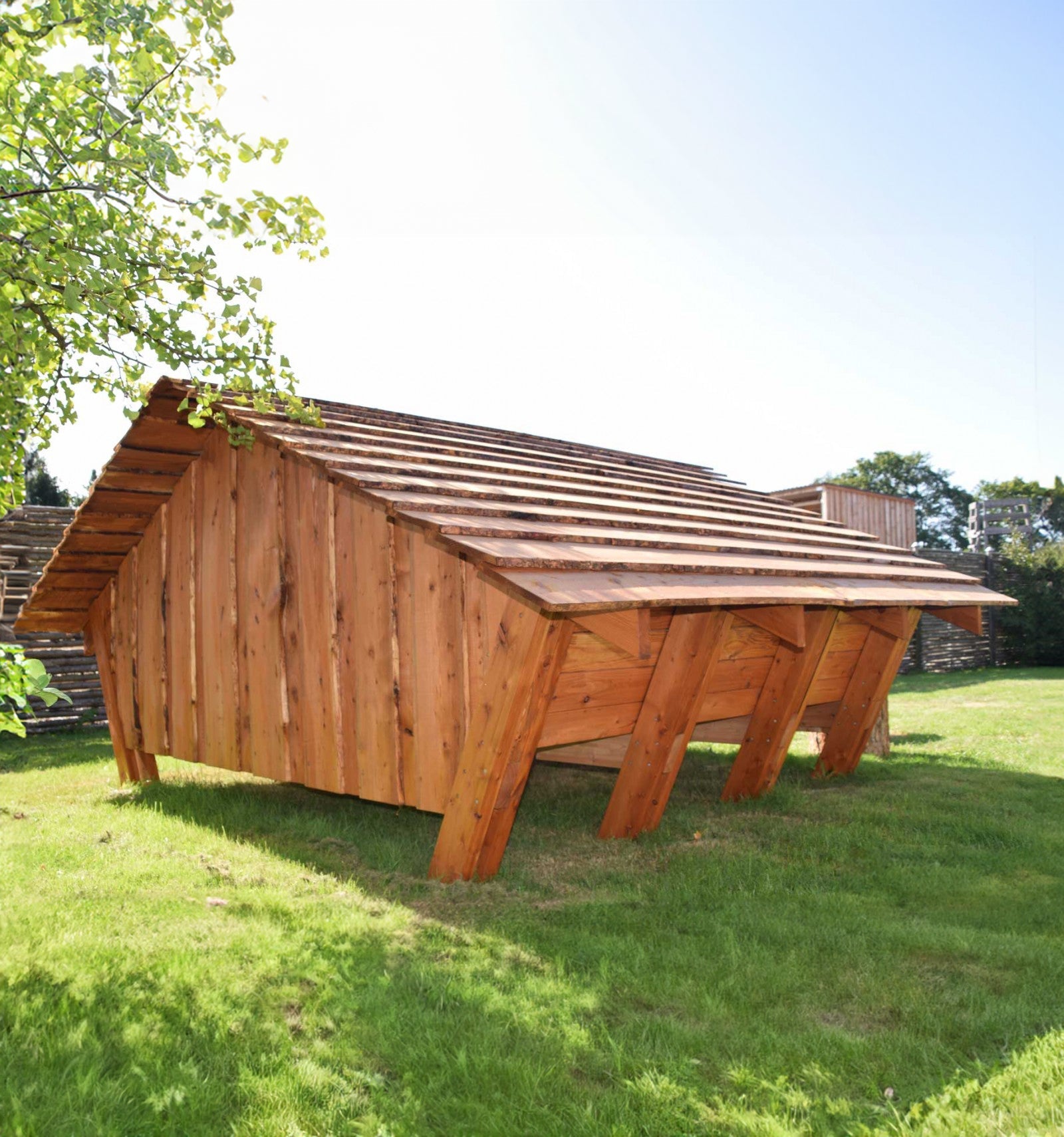 Shelter set bag fra model Schweiz